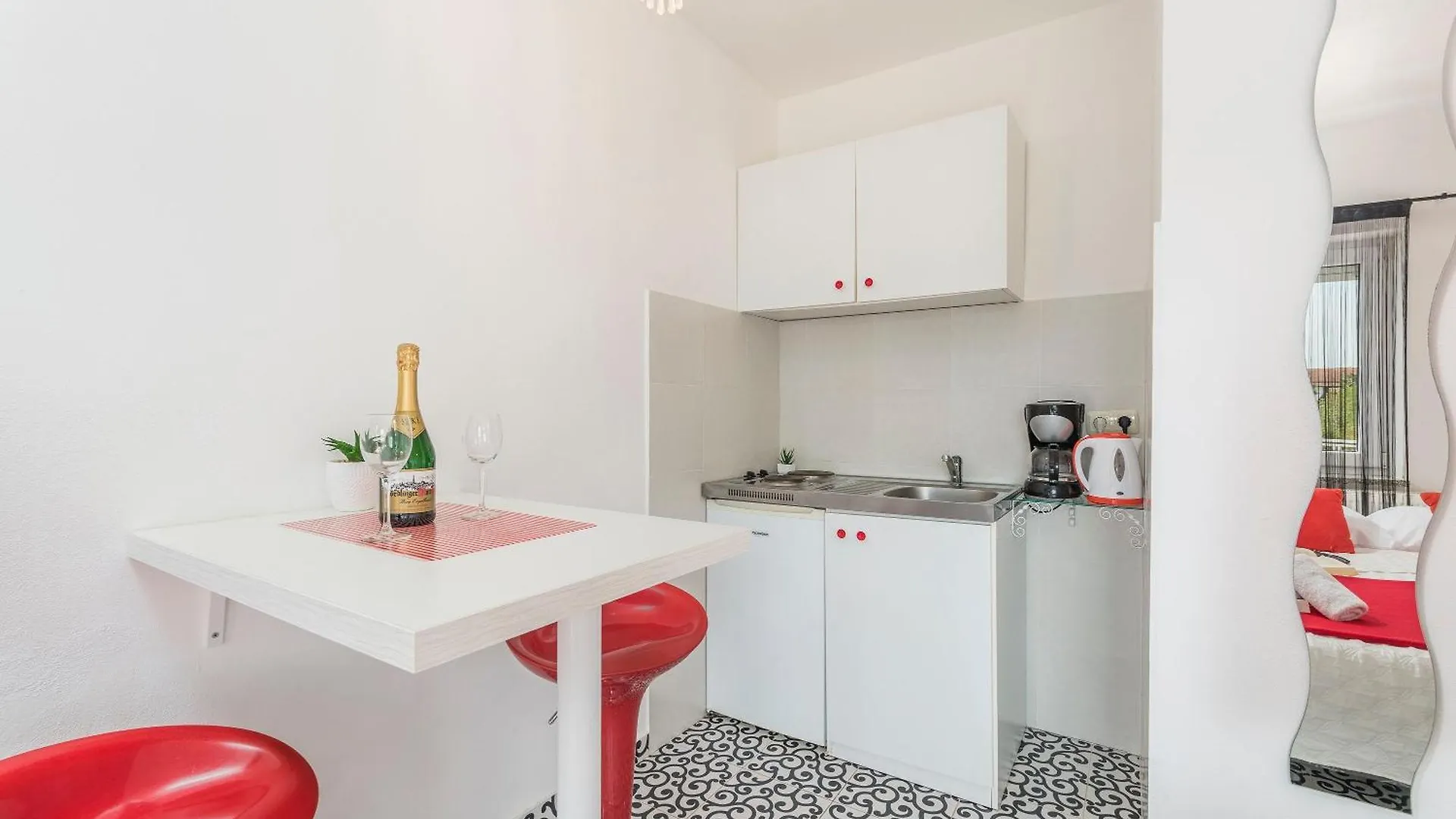Apartment Ferienwohnung In Funtana Mit Grill