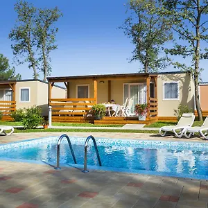 Maistra Camping Valkanela Mobile Homes Holiday park
