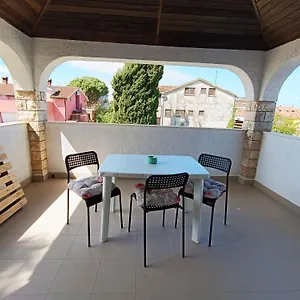 Casa Nostra Funtana